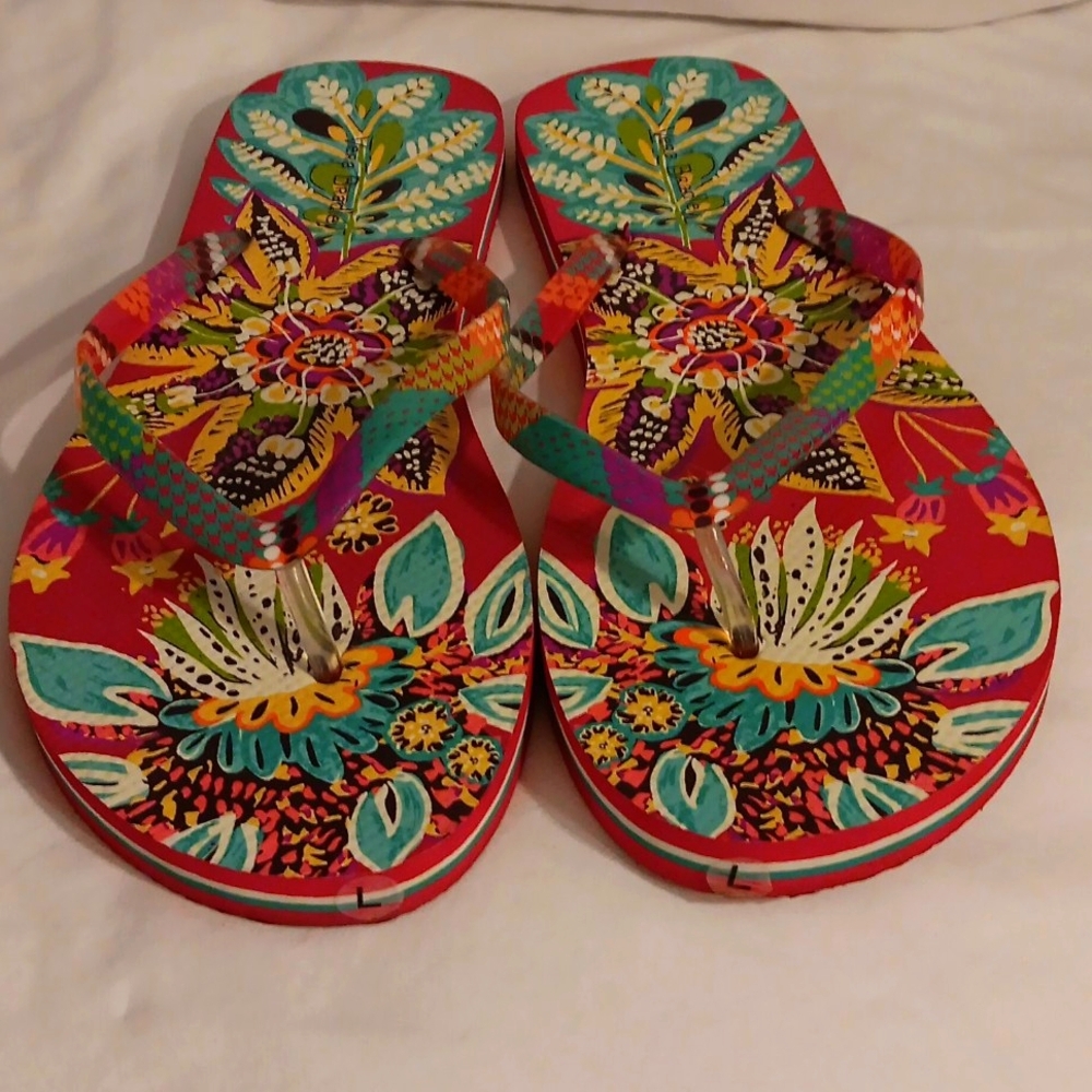 VERA BRADLEY SANDALS